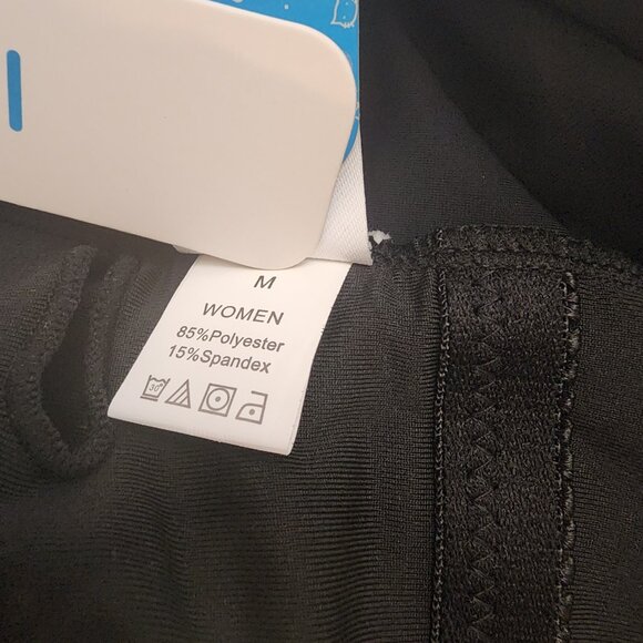 IFFEI Good Vibes One-Piece Swimsuit – Flamingo Graphic – Size M NWT - Picture 5 of 5